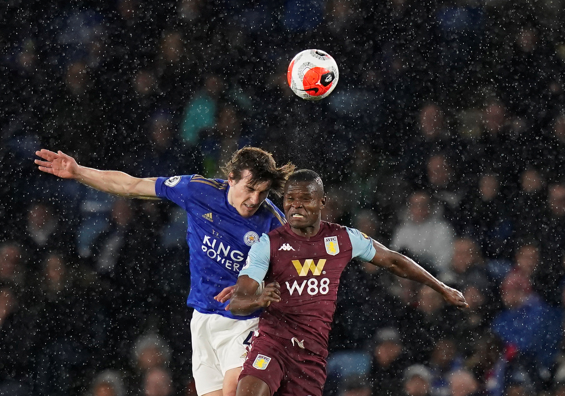 的女B组冠 的女B组冠